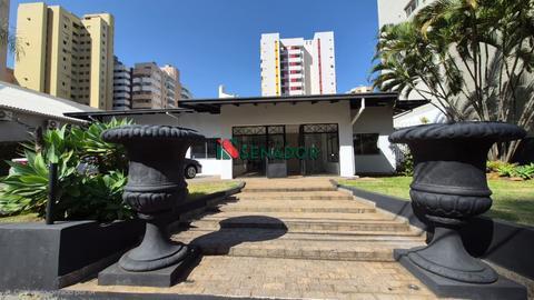 Casa para alugar em Londrina, Centro, com 1 quarto, com 335.77 m²